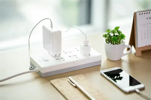 介绍自己公司的歌曲